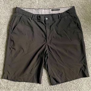 Greg Norman men’s golf shorts
